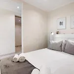 Bay View Apartmán *