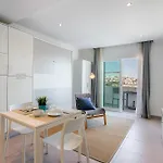 Bay View Apartmán *